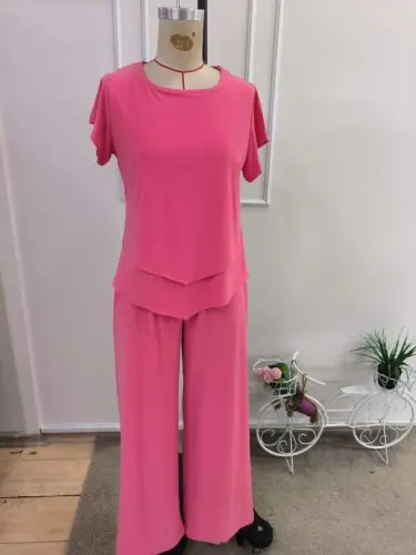 Kadın Kısa Kollu Kayık Yaka önü Asimetrik Detaylı Kısa Sandy Bluz Ve Pantolon Ikili Takım - 4