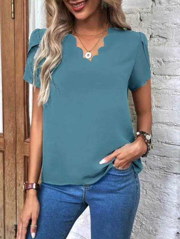 Kadın Kısa Kollu Lazer V Yakalı Ithal Krep Bluz - BÜYÜKBEDENIZ