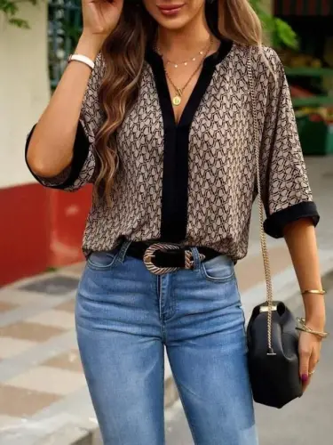 Kadın Kısa Kollu önden şerit Detaylı Desenli Sandy Bluz - 4