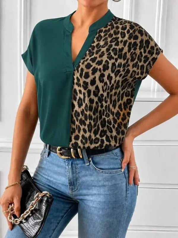 Kadın Kısa Kollu V Hakim Yakalı Leopar Desenli Sandy Bluza - 2