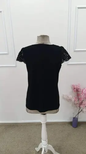 Kadın Kısa Kollu V Yakalı Dantelli önden Düğmeli Viskon Bluz - 6