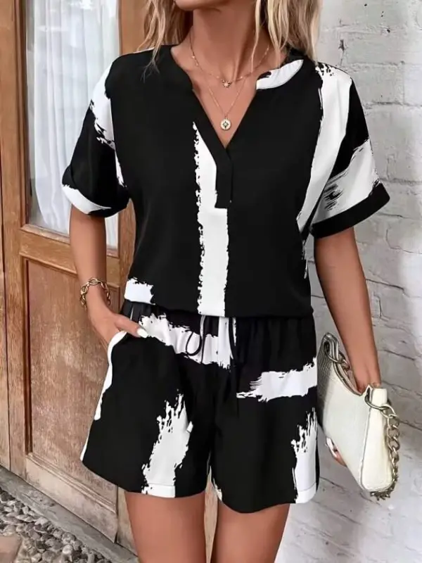 Kadın Kısa Kollu V Yakalı Desenli Bluz Ve Short Ikili Süprem Takım - 7