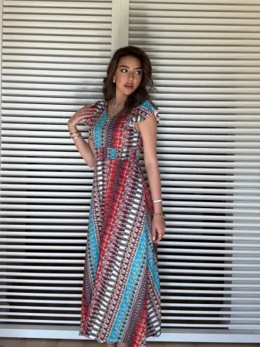 Kadın Kısa Kollu V Yakalı Desenli Yandan Yırtmaçlı Süprem Elbise - 1