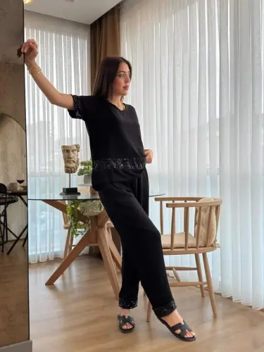Kadın Kısa Kollu V Yakalı Pul Payetli Viskon Iki Iplik Bluz Ve Pantolon Ikili Takım - 3