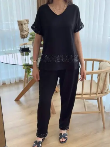 Kadın Kısa Kollu V Yakalı Pul Payetli Viskon Iki Iplik Bluz Ve Pantolon Ikili Takım - 5