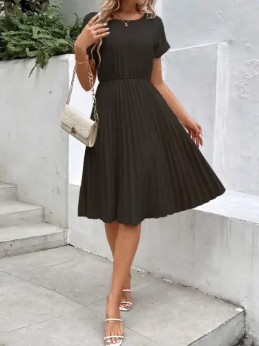 Kadın Kısa Kollu Yakası Açık Belden Lastikli Pileli Kısa Ithal Krep Elbise - 5