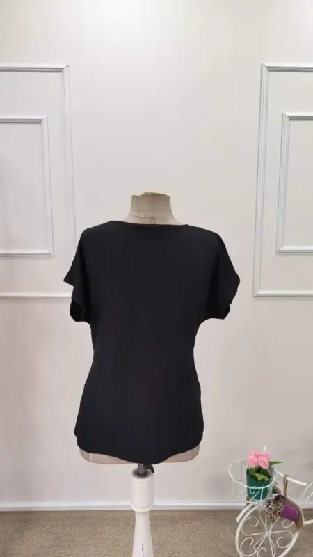 Kadın Kısa Kollu Yuvarlak Yakalı Yandan Sarmal Detaylı Bürümcük Bluz - 10