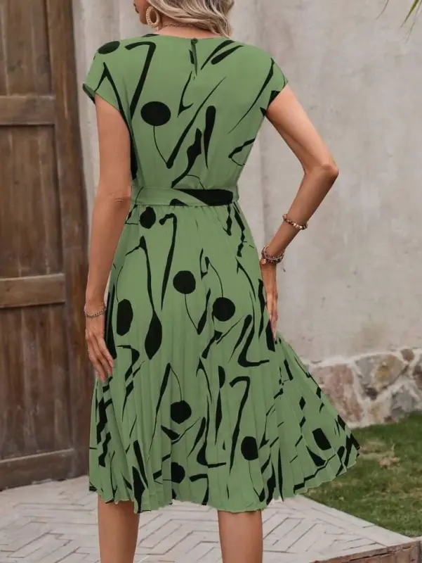 Kadın Kısa Yarasa Kollu Yuvarlak Yaka Beli Büzgülü Süprem Elbise - 5