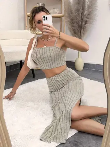 Kadın Kolsuz Askılı Crop Yırtmaçlı Midi Etek Fitilli Kaşkorse Takım - BÜYÜKBEDENIZ (1)