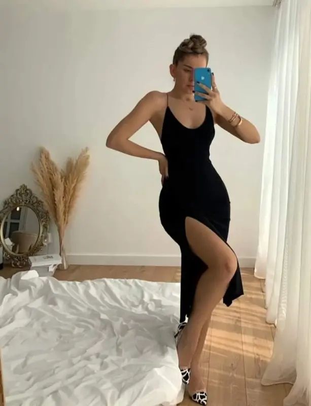 Kadın Kolsuz V Yaka Boyundan Ve Sırttan Bağlamalı Yırtmaçlı Janjan Krep Midi Elbise - 2