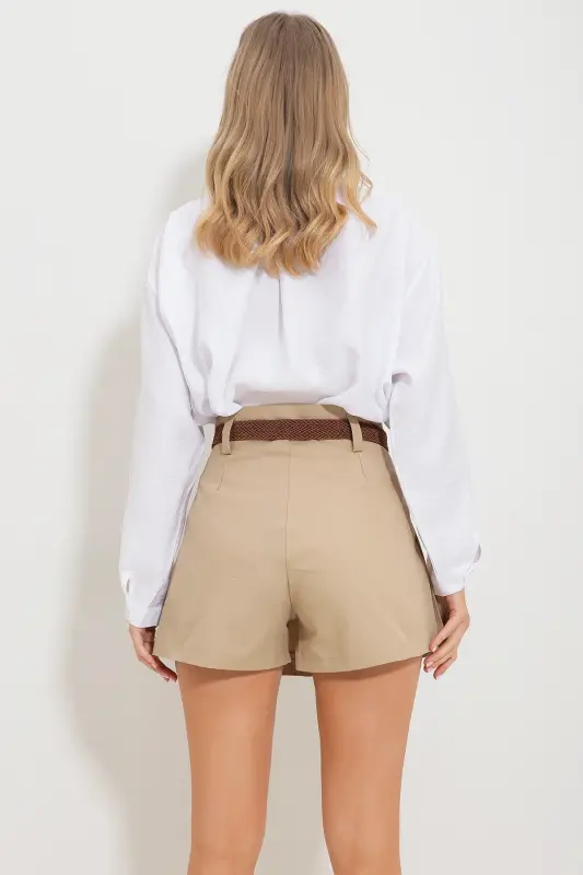 Kadın Koyu Bej Cep Kapaklı Pileli Gizli Fermuarlı Gabardin Şort Etek-KOYU BEJ - 4