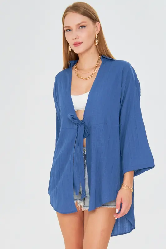 Kadın Koyu Mavi Kendinden Çizgili Önden Bağlamalı Kimono Gömlek ARM-24Y001101-Koyu Mavi - ARMONIKA