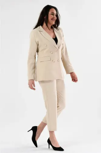 Kadın Krem Blazer Ceket Kemerli Cepli Boru Paça Pantolon Büyük Beden Takım Elbise - Krem - 3
