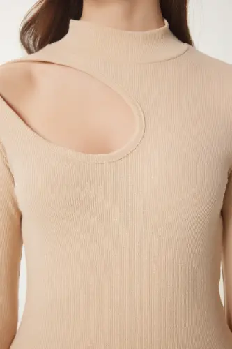 Kadın Krem Cut Out Detaylı Fitilli Örme Bluz GT00065 - Krem - 4
