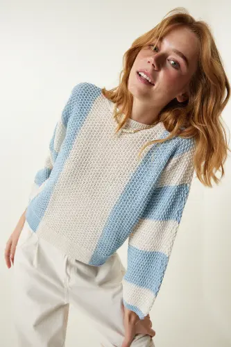 Kadın Krem Gök Mavi Çizgili Mevsimlik Triko Kazak MC00254-Krem Gök Mavi - HAPPINESS İSTANBUL (1)