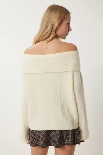 Kadın Krem Madonna Yaka Triko Kazak PF00049-Krem - 5