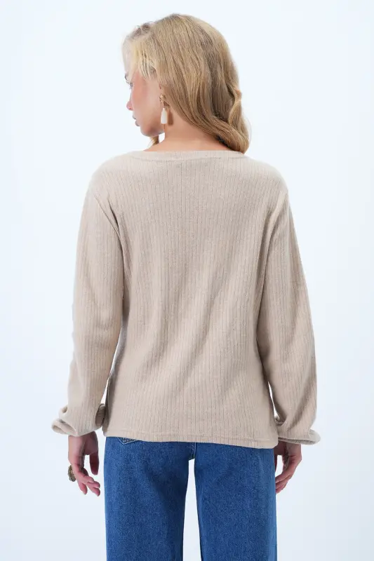 Kadın Kruvaze Yaka Kolu Lastikli İnterlok Kumaş Mevsimlik Bluz Açik Kahverengi ALC-X12929-AÇIK KAHVERENGİ - 6