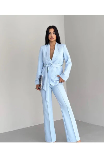 Kadın Kuşaklı Ceket Pantolon Takım Bebe Mavi-Mavi - PEMBEKURDELEM