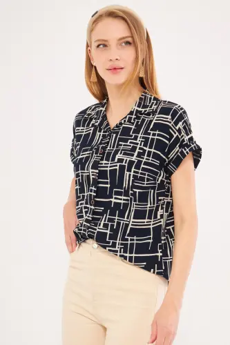 Kadın Laci- Bej Desenli Kısa Kol Gömlek ARM-22Y001052-Laci 