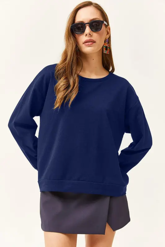 Kadın Lacivert Basic Yumuşak Dokulu Salaş Sweatshirt - Lacivert - 1