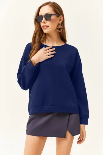 Kadın Lacivert Basic Yumuşak Dokulu Salaş Sweatshirt - Lacivert - 4