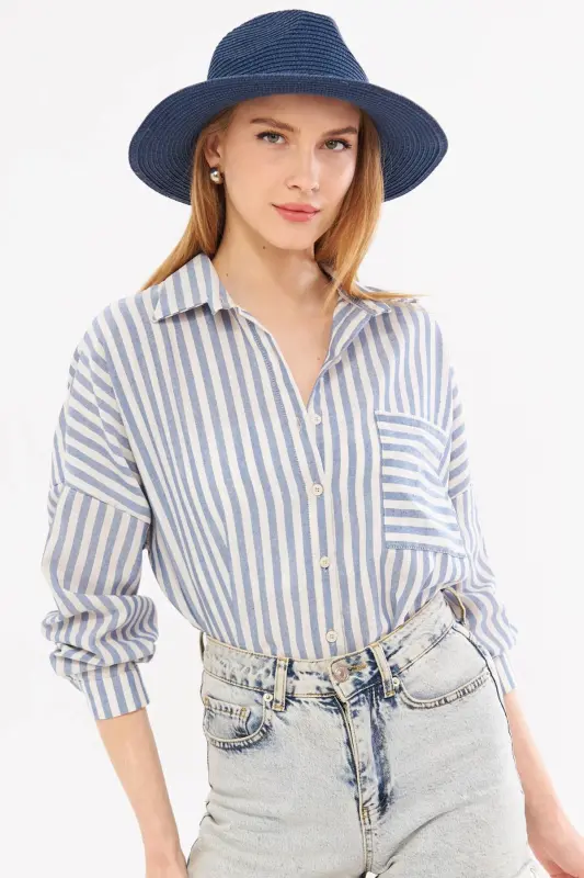 Kadın Lacivert Çizgili Uzun Kol Cep Detaylı Pileli Oversize Gömlek ARM-24Y001057-Lacivert - ARMONIKA