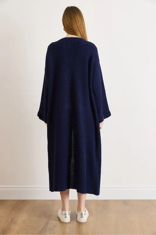 Kadın Lacivert Manşeti Katlamalı Maxi Triko Hırka HRK-19000297-Lacivert - 6