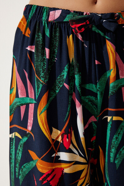 Kadın Lacivert Sarı Desenli Dökümlü Viskon Palazzo Pantolon EN00606-Lacivert Sarı - 5