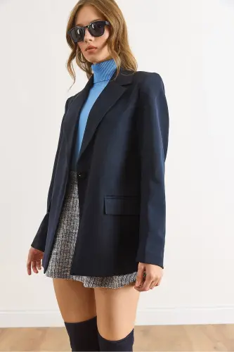 Kadın Lacivert Tek Düğmeli Astarlı Cep Kapaklı Premium Blazer Ceket CKT-19000395 - Lacivert - 4