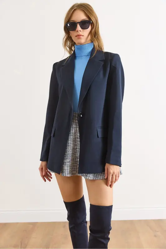 Kadın Lacivert Tek Düğmeli Astarlı Cep Kapaklı Premium Blazer Ceket CKT-19000395 - Lacivert - 6