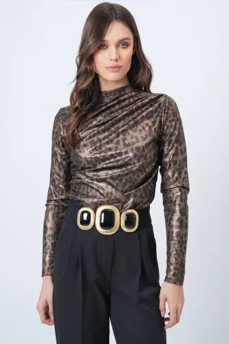 Kadın Leopar Dik Yaka Omzu Drapeli Gümüş Simli Bluz ALC-X11257-LEOPAR - 6
