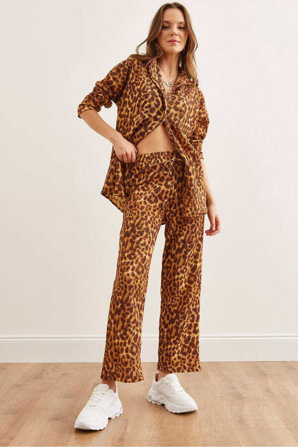 Kadın Leopar Kahve Üst Gömlek Alt Pantolon Kalın Bürümcük Takım TKM-19000309 - Leopar Kahve - 4