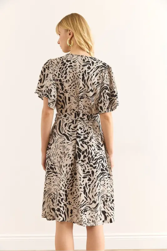 Kadın Leopar Siyah V Yaka Kuşaklı Dokuma Mini Gömlek Elbise ELB-19002380-Leopar Siyah - 6