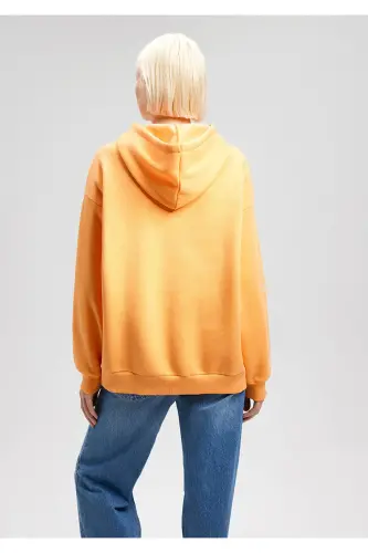 Kadın Logo Baskılı Kapüşonlu Turuncu Sweatshirt 1600361-71407 - Turuncu-71407 - 4