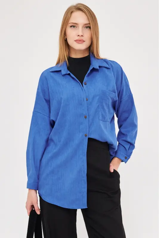 Kadın Mavi Cepli Oversize İnce Fitilli Kadife Gömlek ARM-24K001076-Mavi - ARMONIKA