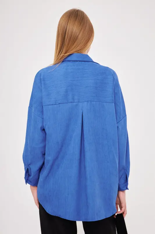 Kadın Mavi Cepli Oversize İnce Fitilli Kadife Gömlek ARM-24K001076-Mavi - 5