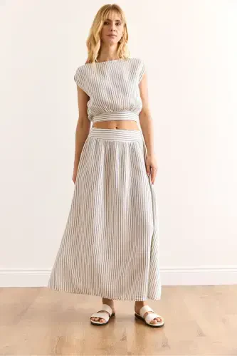 Kadın Mavi Çizgili Sırtı Damla Altı Bantlı Çizgili Crop Müslin Bluz BLZ-19002990-Mavi Çizgili - 5