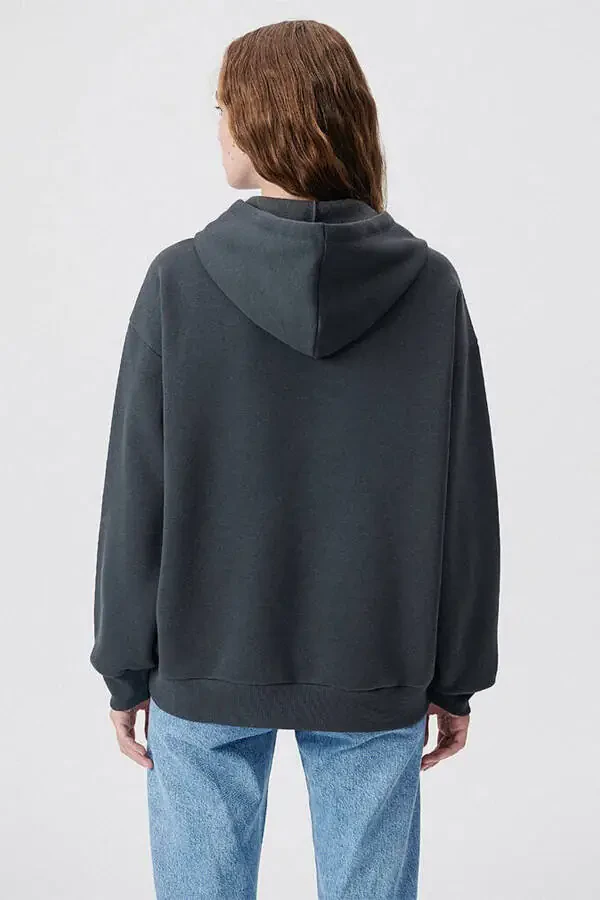 Kadın Mavi Logo Baskılı Kapüşonlu Gri Sweatshirt 1600361-80106 - 3