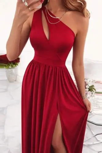 Kadın Omuzlardan Açık Asimetrik Yaka Detaylı Yırtmaçlı Maksi Boy Janjan Krep Elbise - BÜYÜKBEDENIZ (1)