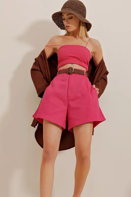 Pembe Hasır Örgü Kemerli Gabardin Şort ALC-X10271 - Pembe - 3