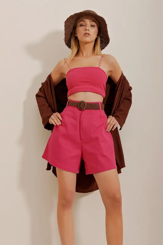 Pembe Hasır Örgü Kemerli Gabardin Şort ALC-X10271 - Pembe - 4
