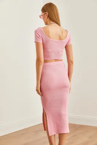 Kadın Pembe Havuz Yaka Crop Bluz Yırtmaçlı Kalem Etek Takım TKM-19000300-Pembe - 7