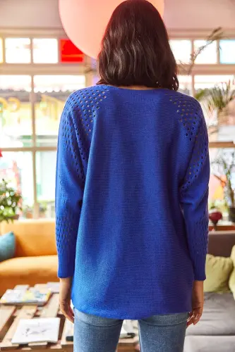 Kadın Saks Mavi Ajurlu Yarasa Oversize Triko Kazak-Saks Mavi - 4