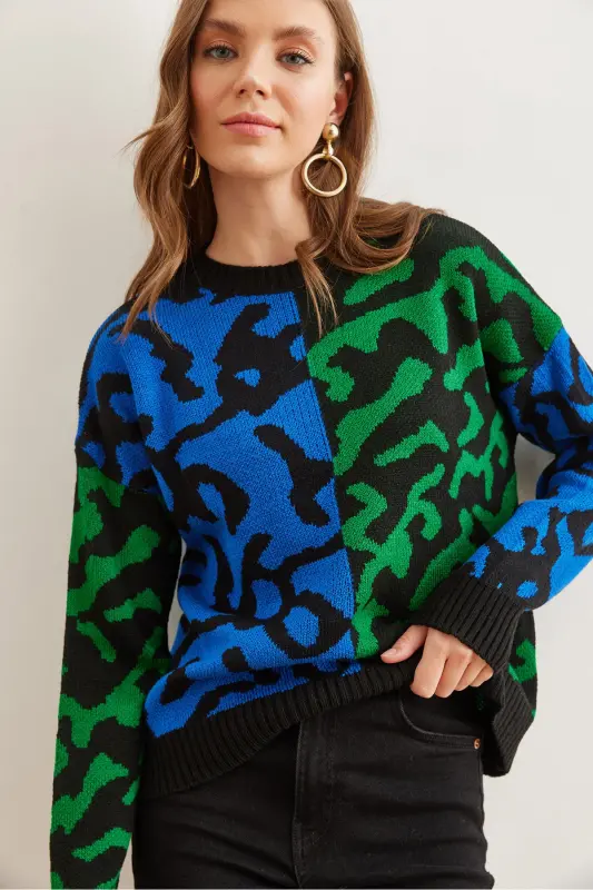 Kadın Saks Mavi Leopar Bloklu Triko Kazak KZK-19000832-Saks Mavi - OLALOOK