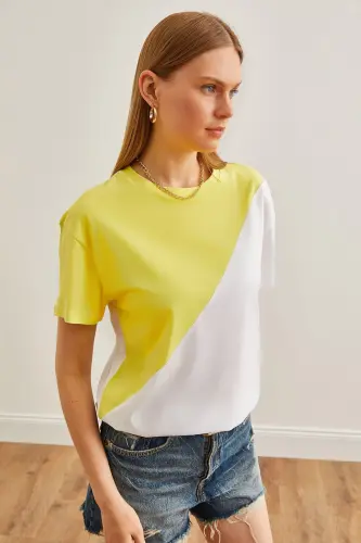 Kadın Sarı Beyaz Asimetrik Bloklu Tişört TSH-19000350 - Sarı Beyaz - 1
