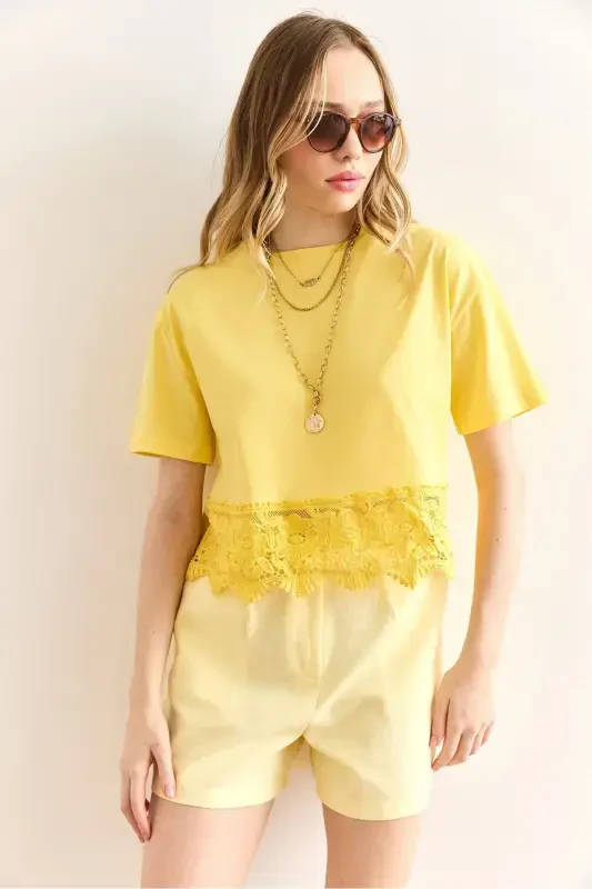 Kadın Sarı Eteği Güpür Detaylı Tişört TSH-19000873-Sarı - 3