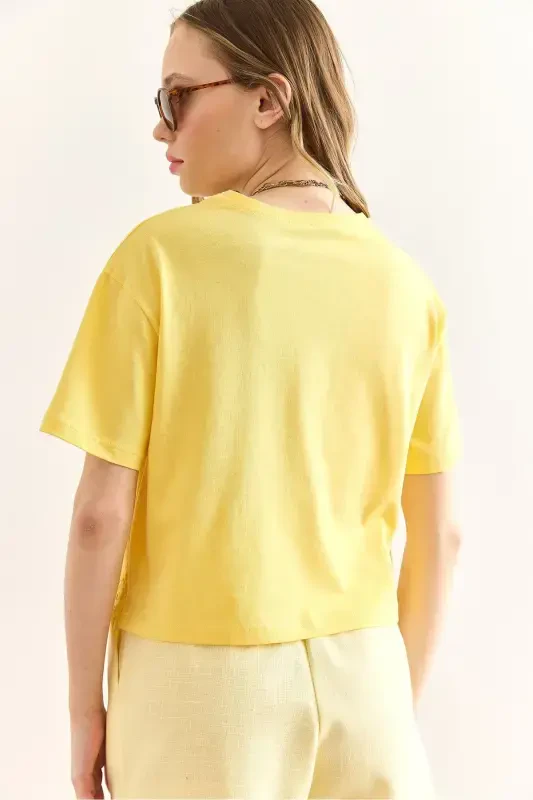 Kadın Sarı Eteği Güpür Detaylı Tişört TSH-19000873-Sarı - 5