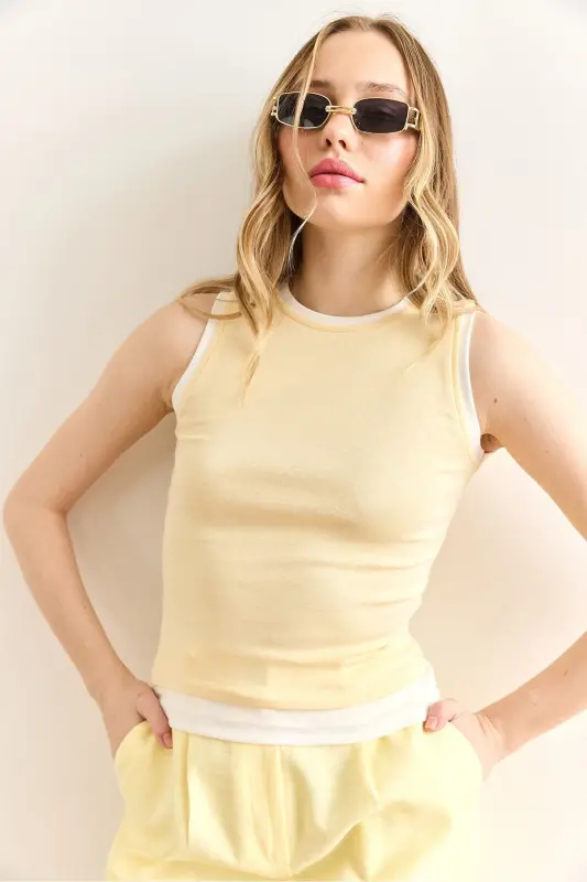 Kadın Sarı Garnili Bisiklet Yaka Crop Bluz BLZ-19003003-Sarı - 4