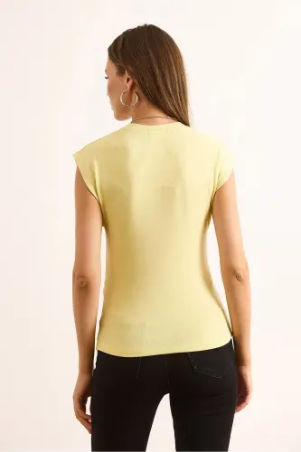 Kadın Sarı Yarasa Yumuşak Dokulu Esnek Bluz BLZ-19002877-Sarı - OLALOOK (1)