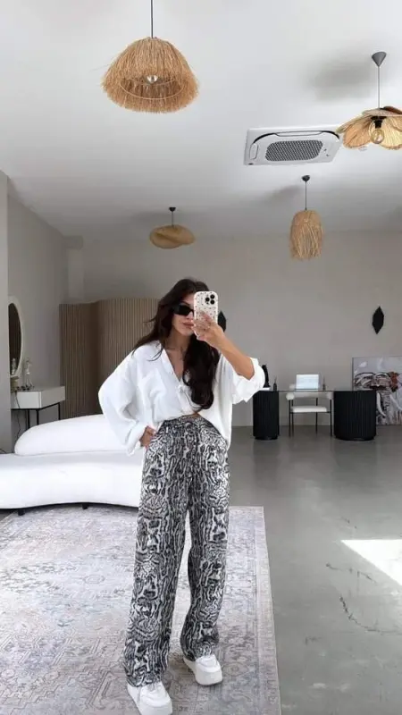 Kadın Saten Kumaş Leopar Desenli Pantolon - 2